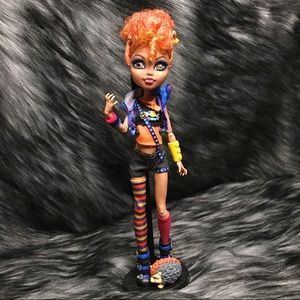 Monster High Howleen With Pet